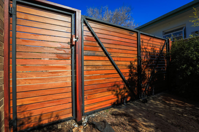 Pool Fencing & Privacy Screens Canberra ACT Decks